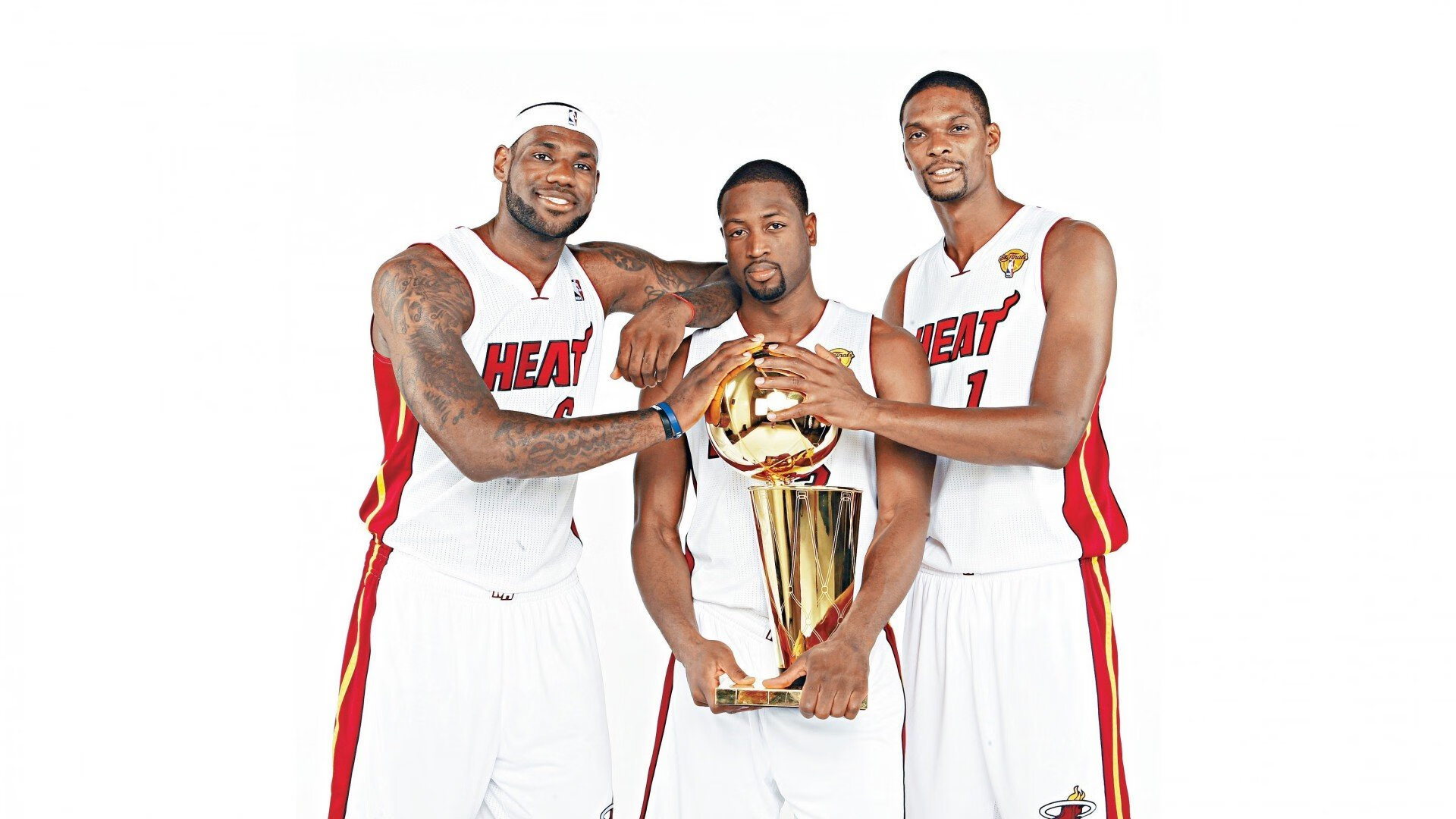 九游娱乐官网 (jiuyou)-霍勒迪突破上篮雄鹿带动全队节奏，nba霍勒迪厉害